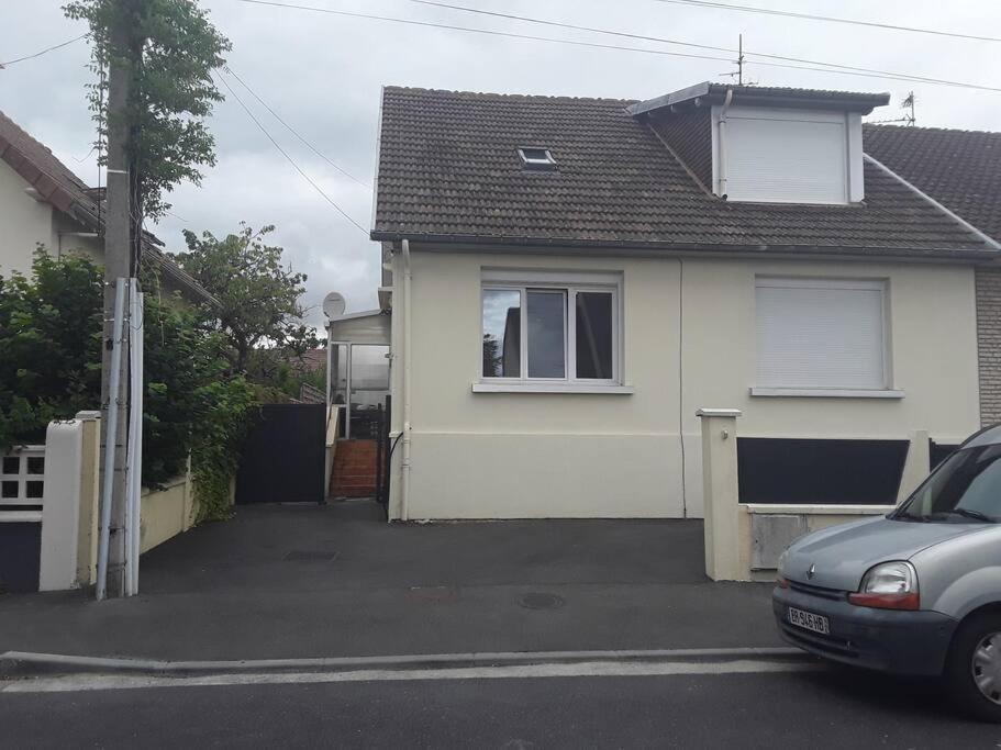 Maisonnette 28 M2 Au Fond Du Jardin Calme&Confort Mondeville  Exterior foto