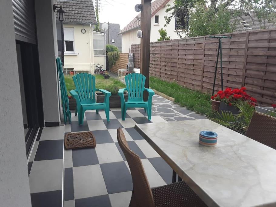 Maisonnette 28 M2 Au Fond Du Jardin Calme&Confort Mondeville  Exterior foto