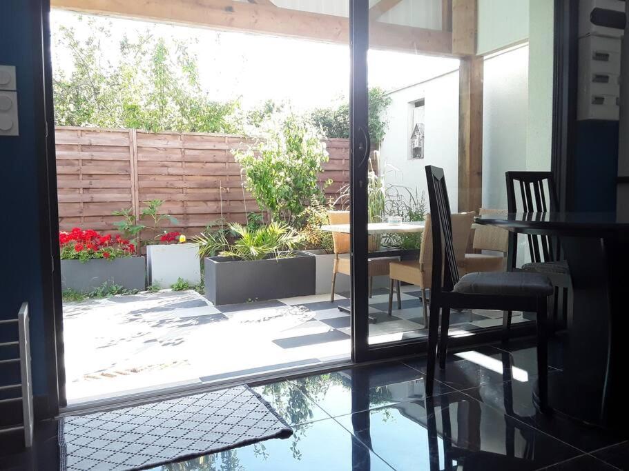 Maisonnette 28 M2 Au Fond Du Jardin Calme&Confort Mondeville  Exterior foto